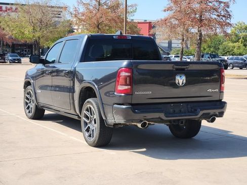 Used 2019 RAM 1500 Laramie AWD/4WD image 7