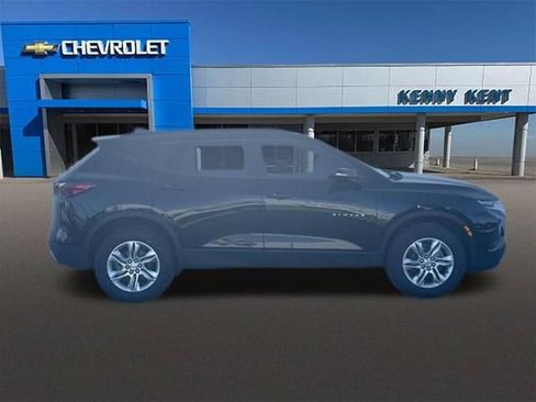 Used 2020 Chevrolet Blazer LT FWD image 3