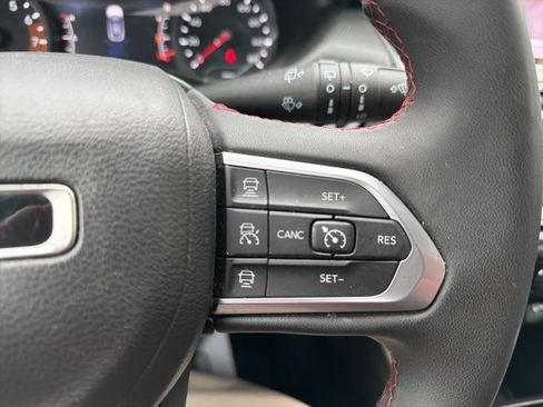 Used 2024 Jeep Compass Trailhawk image 15