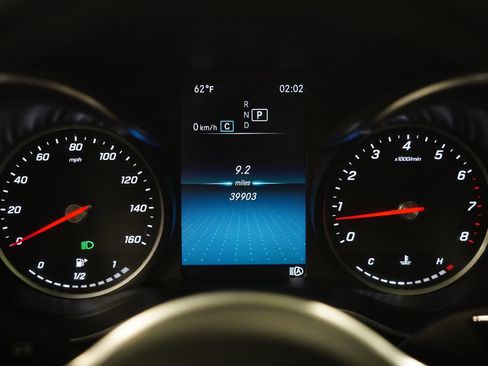 Used 2022 Mercedes-Benz GLC 300 4MATIC Coupe image 19