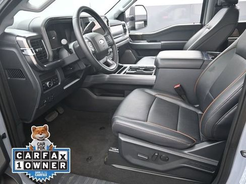 Used 2025 Ford F350 Lariat w/ Lariat Ultimate Package AWD/4WD image 18