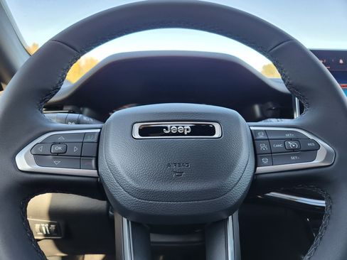New 2026 Jeep Compass Limited image 24