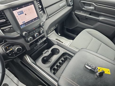 Used 2024 RAM 1500 Big Horn AWD/4WD image 21