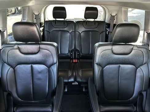 Used 2022 Jeep Grand Cherokee L Limited w/ MOPAR Finishing Package image 27