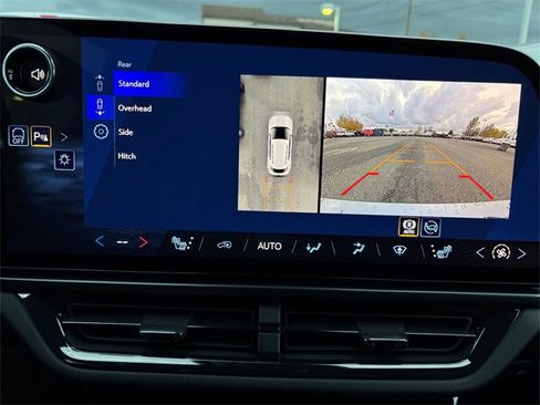 New 2026 Chevrolet Equinox EV RS image 18