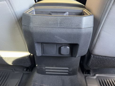 New 2025 Toyota Tacoma TRD Off-Road image 7