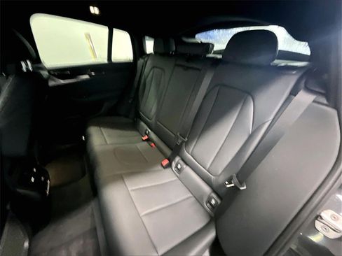 Used 2019 BMW X4 xDrive30i w/ Driving Assistance Package image 15
