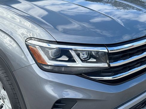 Used 2022 Volkswagen Atlas Cross Sport SE image 36