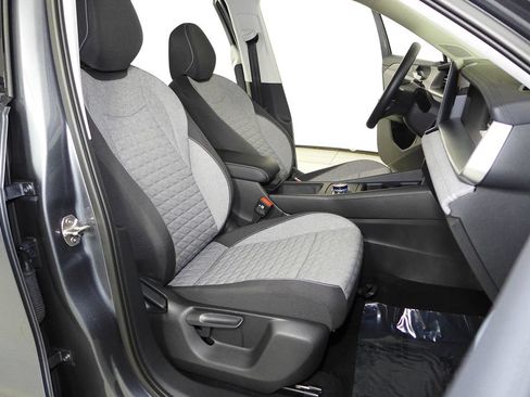 Used 2025 Volkswagen Tiguan S FWD image 18