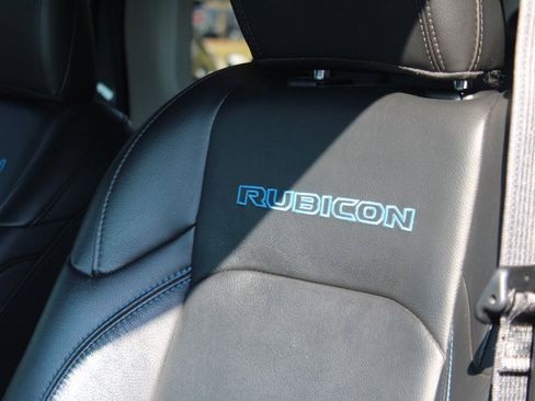 Used 2023 Jeep Wrangler Unlimited Rubicon 4xe image 21