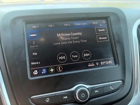 Used 2020 Chevrolet Equinox LT FWD image 21