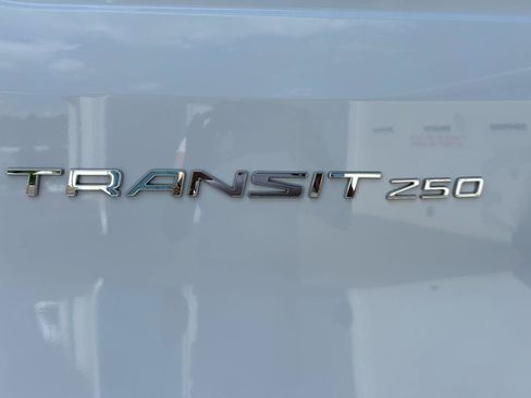 Used 2025 Ford Transit 250 148 High Roof Extended w/ Load Area Protection Package RWD image 33