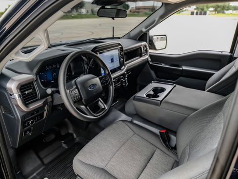 Used 2025 Ford F150 XL image 2