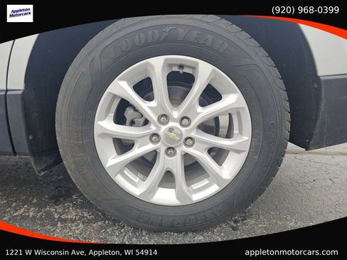 Used 2021 Chevrolet Equinox LT image 38