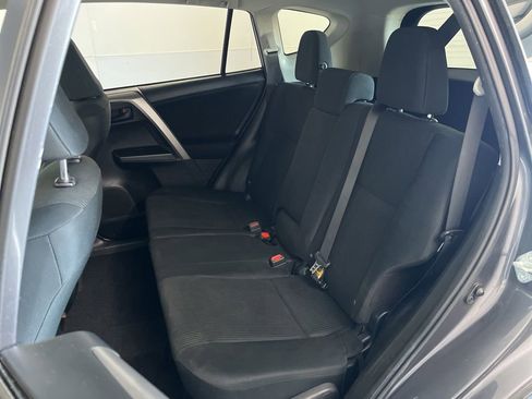 Used 2016 Toyota RAV4 LE AWD/4WD image 19