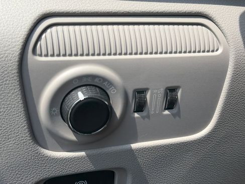 New 2026 Jeep Grand Wagoneer Limited image 22