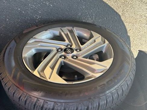 Used 2022 Hyundai Santa Fe SEL w/ Convenience Package image 19