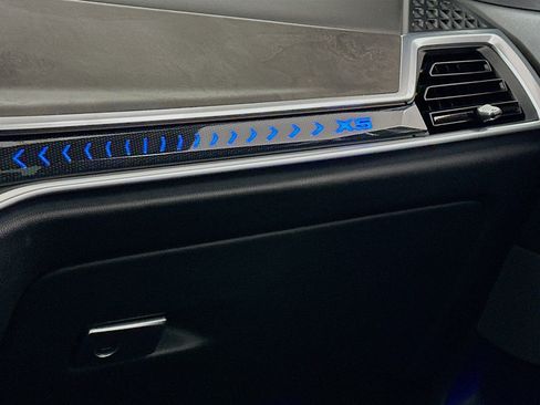 Used 2024 BMW X5 xDrive50e w/ M Sport Package image 16