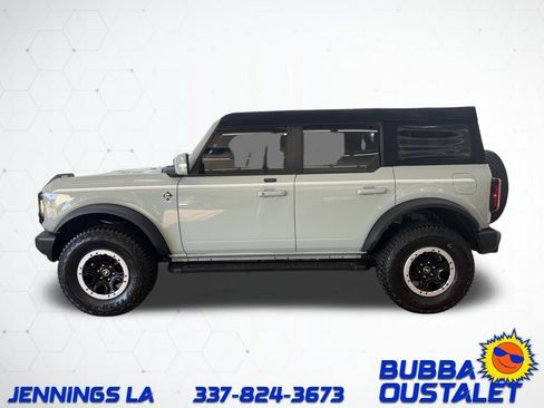 Used 2021 Ford Bronco Outer Banks w/ Sasquatch Package image 4