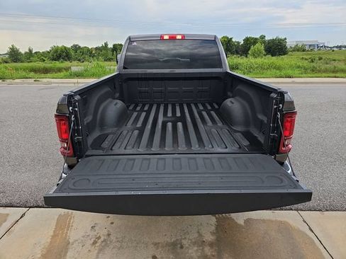 Used 2025 RAM 2500 Big Horn AWD/4WD image 26