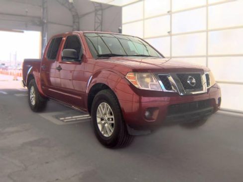 Used 2016 Nissan Frontier SV w/ SV Value Truck Package RWD image 4