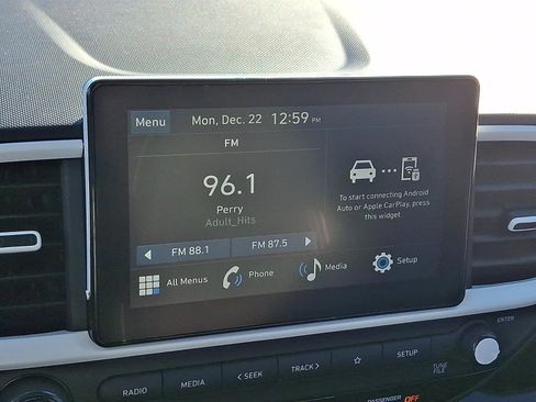 New 2026 Hyundai Venue SEL FWD image 16