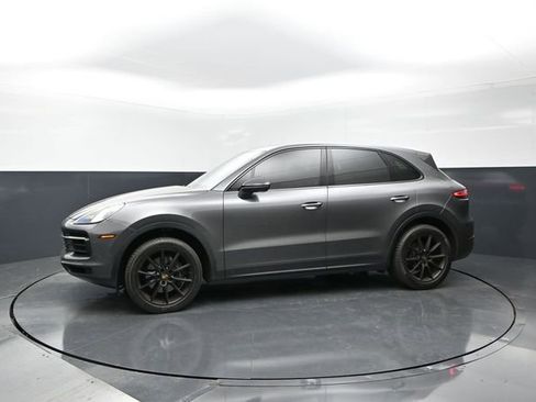 Used 2020 Porsche Cayenne AWD/4WD image 3