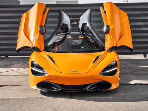 Used 2018 McLaren 720S Performance image 22