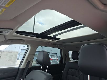 New 2026 Nissan Pathfinder Platinum w/ Accent Package