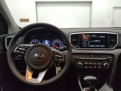 Used 2020 Kia Sportage LX FWD image 22