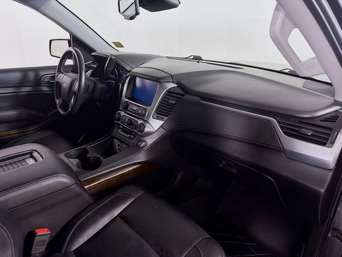 Used 2016 Chevrolet Tahoe LT w/ Luxury Package AWD/4WD image 28
