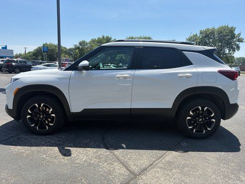 Used 2023 Chevrolet TrailBlazer LT w/ Convenience Package AWD/4WD image 4
