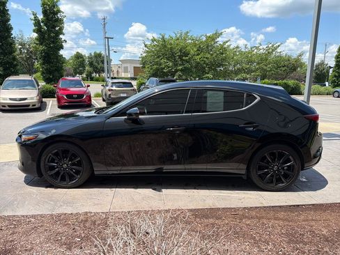 Used 2019 MAZDA MAZDA3 Hatchback w/ Premium Package FWD image 6