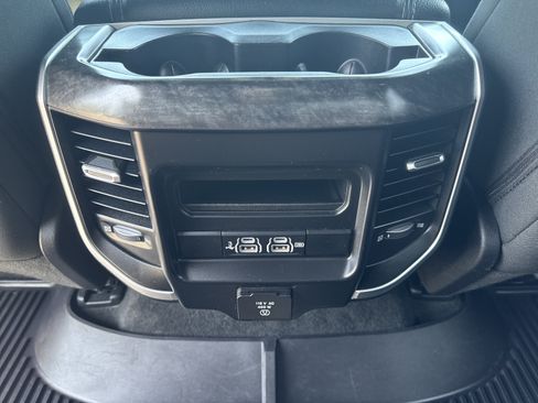 Used 2019 RAM 1500 Big Horn AWD/4WD image 19