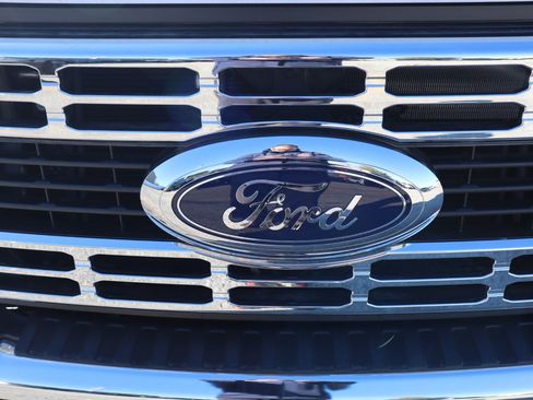 New 2025 Ford F350 XL w/ XL Chrome Package image 27