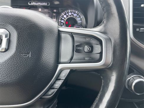 Used 2019 RAM 1500 Big Horn image 30