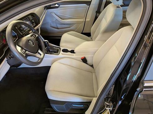 Used 2019 Volkswagen Jetta FWD image 20