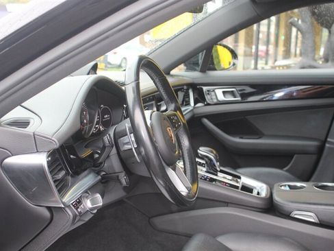 Used 2018 Porsche Panamera 4S AWD/4WD image 19