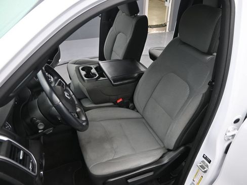 Used 2023 RAM 1500 Big Horn AWD/4WD image 11