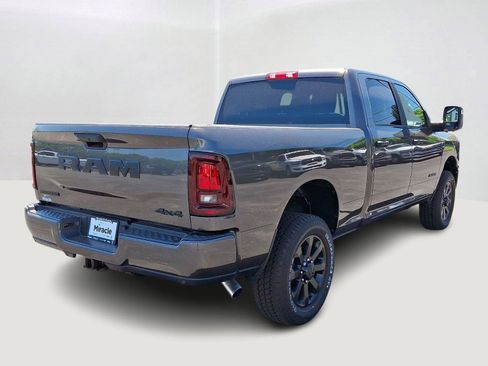 New 2026 RAM 2500 Big Horn AWD/4WD image 3