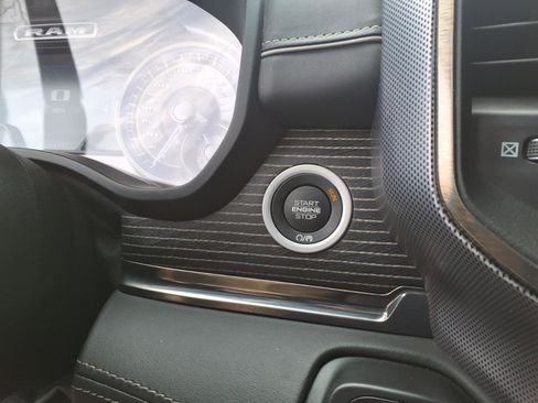 Used 2020 RAM 1500 Limited image 11