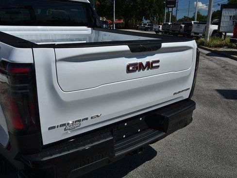 New 2026 GMC Sierra EV Elevation AWD/4WD image 10