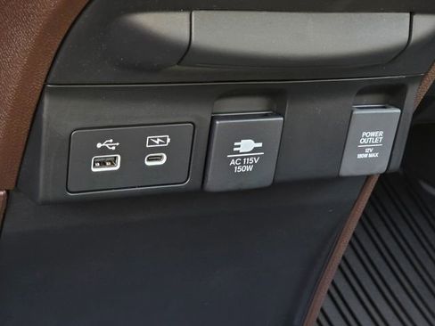New 2026 Honda Odyssey Touring image 21