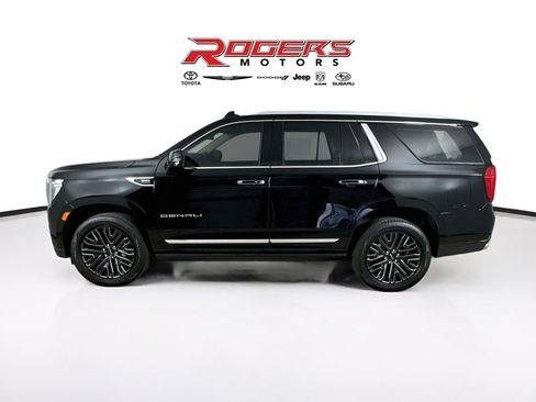 Used 2021 GMC Yukon Denali w/ LPO, Illumination Package AWD/4WD image 9
