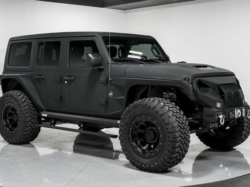 Used 2023 Jeep Wrangler Unlimited Rubicon 392 AWD/4WD image 39