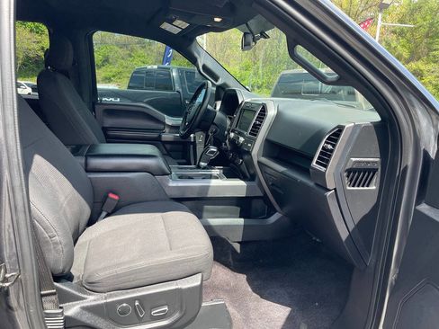 Used 2016 Ford F150 XLT w/ Equipment Group 302A Luxury image 33