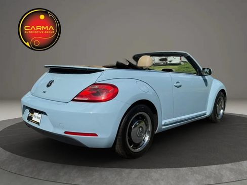 Used 2013 Volkswagen Beetle TDI FWD image 5
