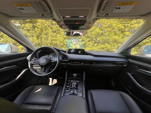 Used 2022 MAZDA MAZDA3 s image 28