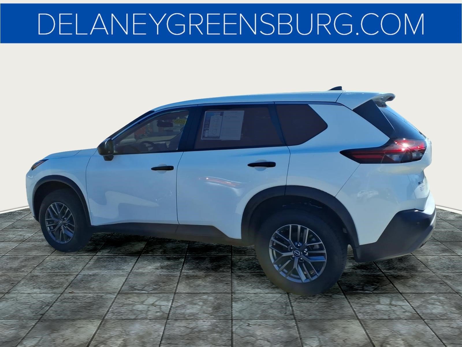 Used 2023 Nissan Rogue S AWD/4WD image 6