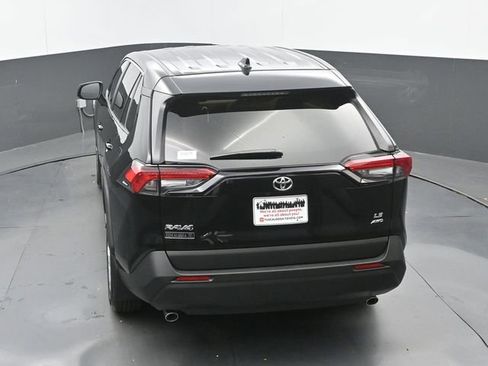Used 2025 Toyota RAV4 LE AWD/4WD image 29